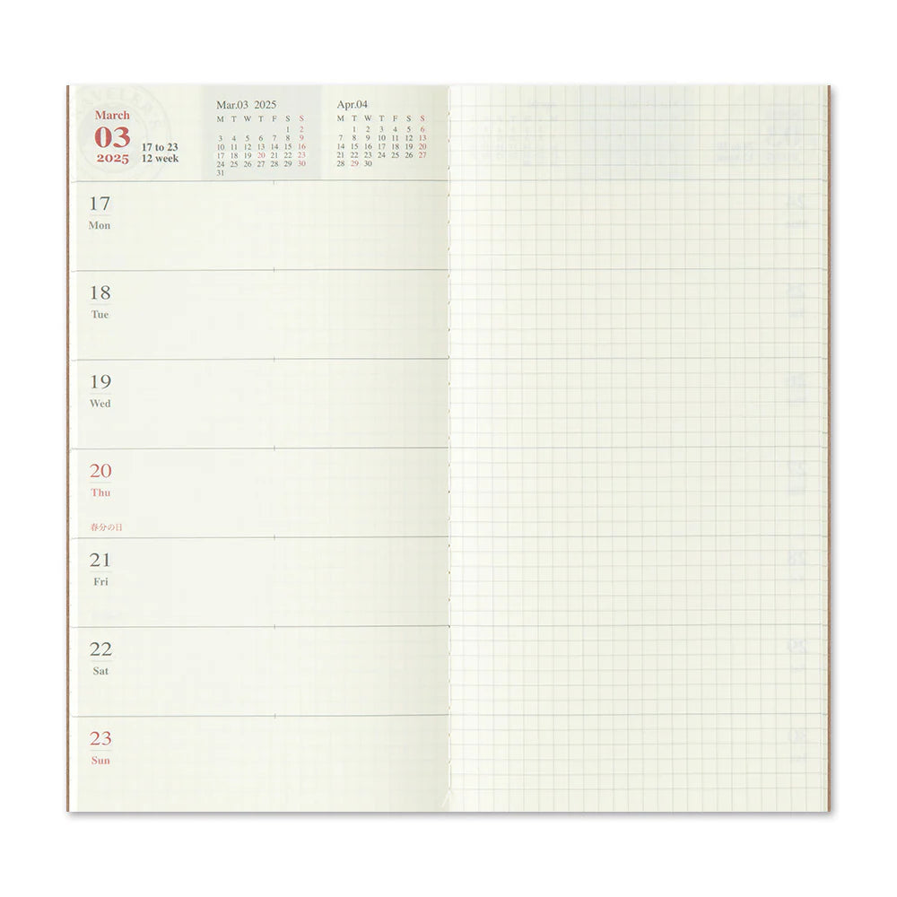 Traveler's Notebook - 2025 Weekly + Memo (Regular Size)