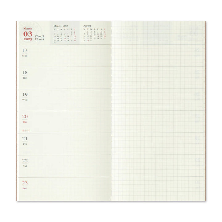 Traveler's Notebook - 2025 Weekly + Memo (Regular Size)