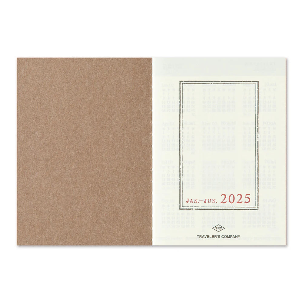 Traveler's Notebook – 2025 Weekly Diary (Passport Size)