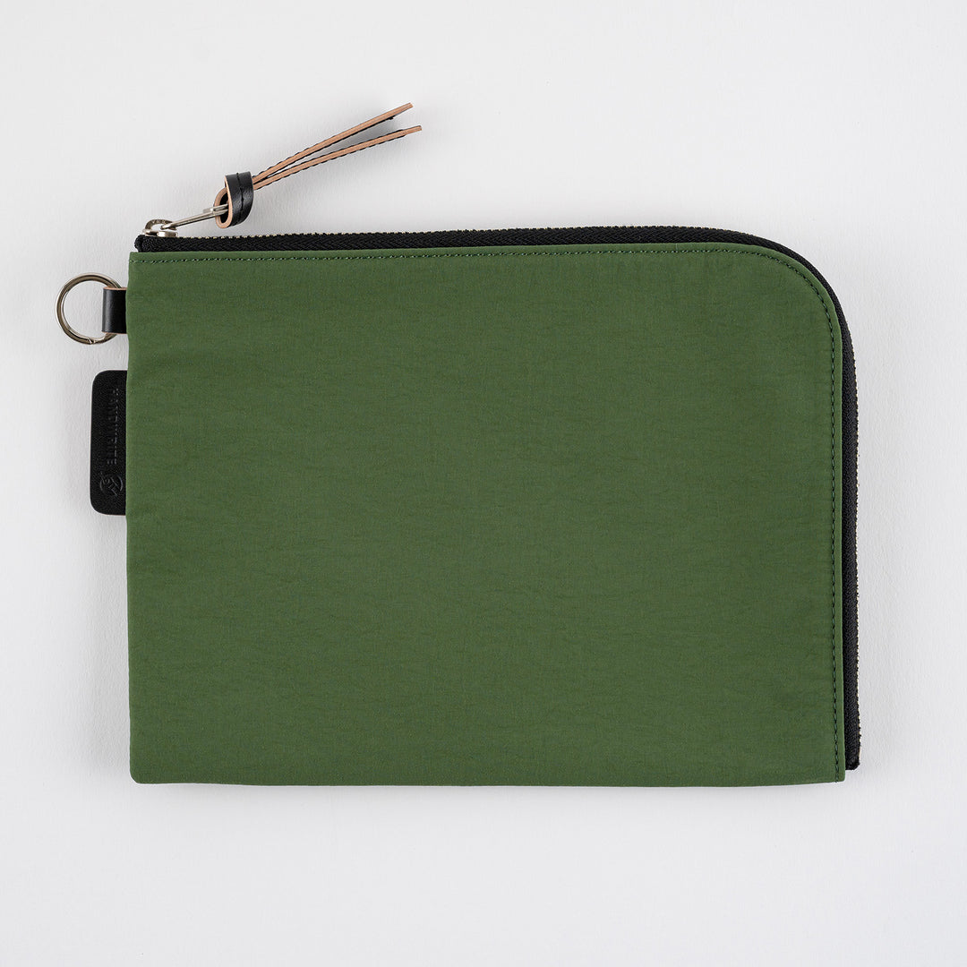 Hobonichi Techo 2025 - Tragen Flat Pouch - Green (A5 Counsin/A6 Original)