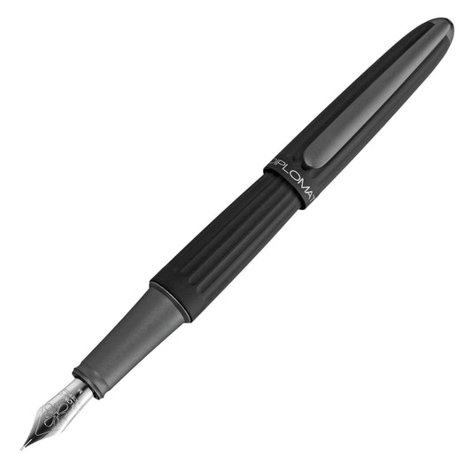 DIPLOMAT - BLACK FOUNTAIN PEN - Buchan's Kerrisdale Stationery