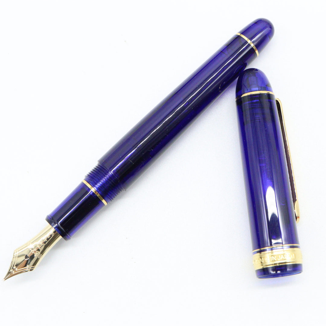 PLATINUM – #3776 Century Fountain Pen – Chartres blue with Gold Trim