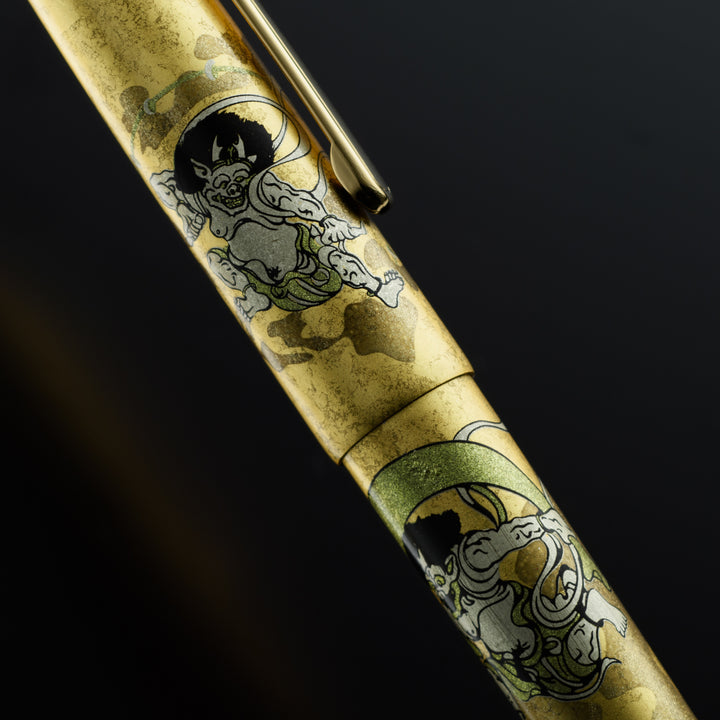 PLATINUM – #3776 Century Fountain Pen – Kanazawa Gold Leaf Collection - Fujin Raijin