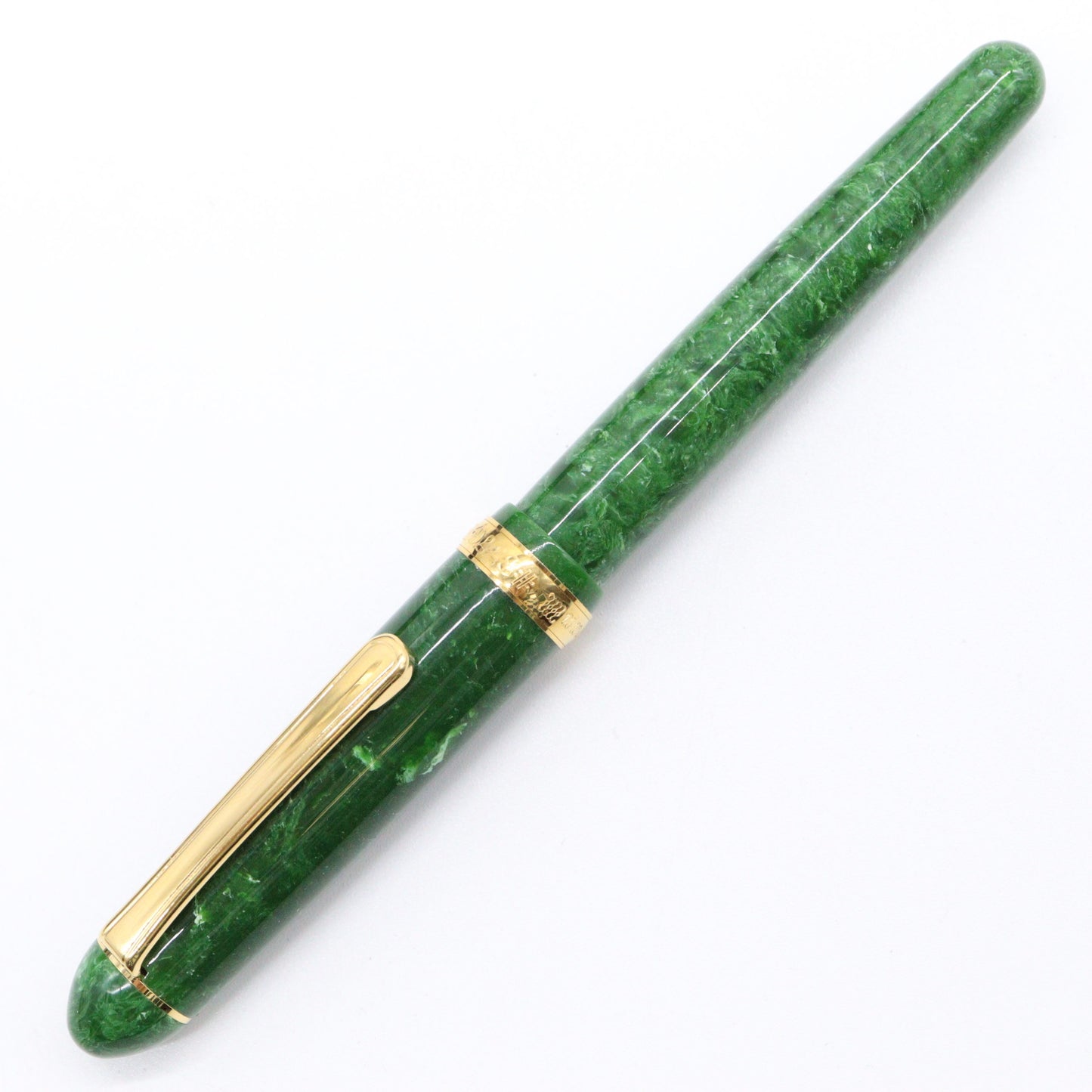 PLATINUM – #3776 Celluloid Fountain Pen with 14K Gold Nib – Jade - Buchan's Kerrisdale Stationery