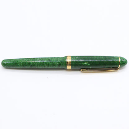 PLATINUM – #3776 Celluloid Fountain Pen with 14K Gold Nib – Jade - Buchan's Kerrisdale Stationery