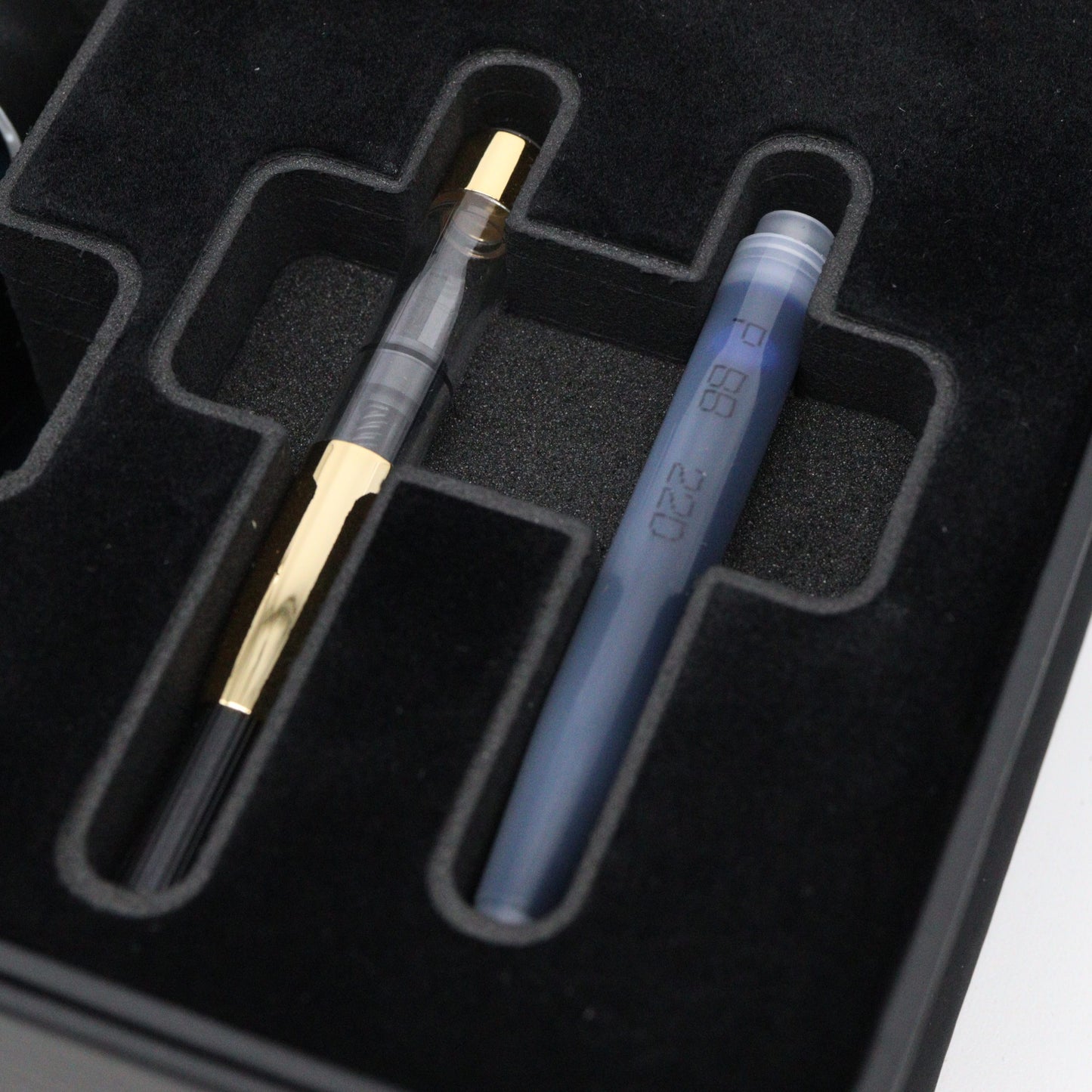 PLATINUM - #3776 Century Fountain Pen - 10th Anniversary Limited Edition - Buchan's Kerrisdale Stationery