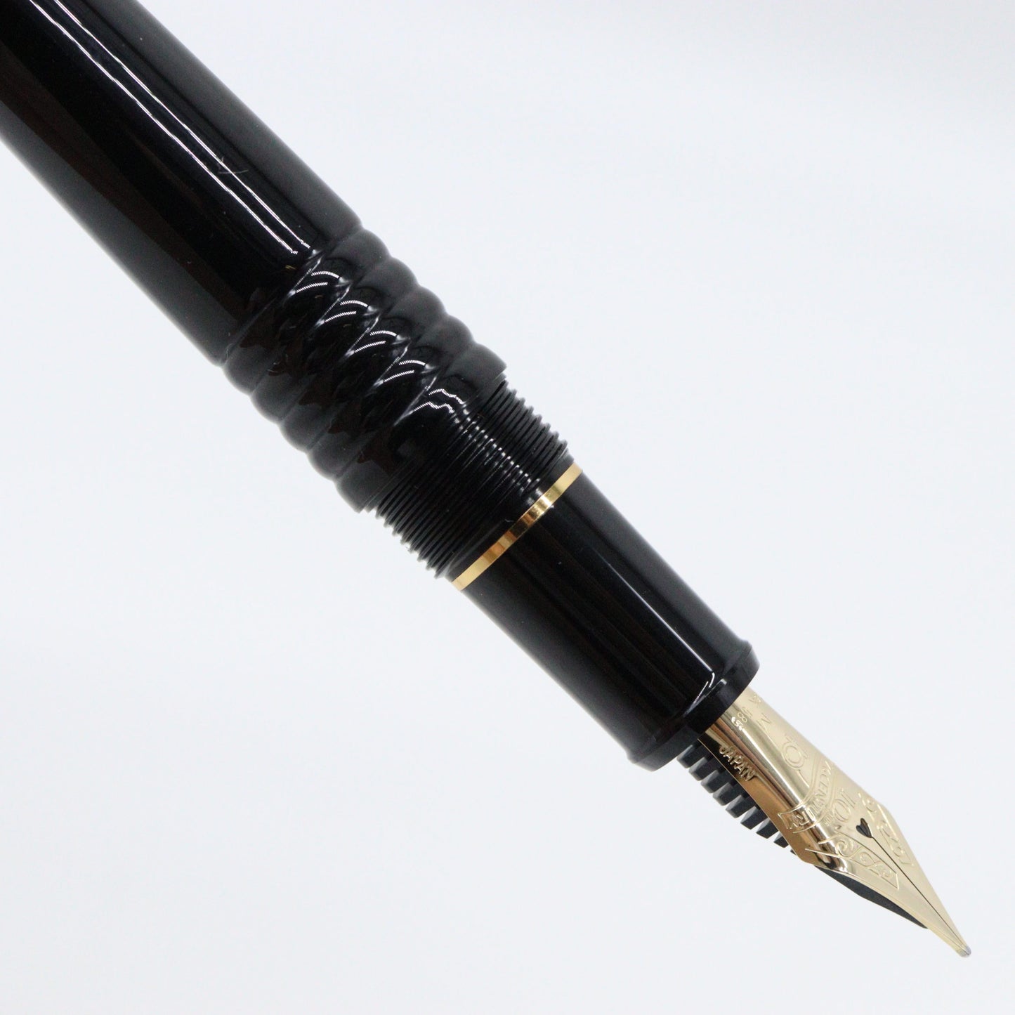 PLATINUM - #3776 Century Fountain Pen - 10th Anniversary Limited Edition - Buchan's Kerrisdale Stationery