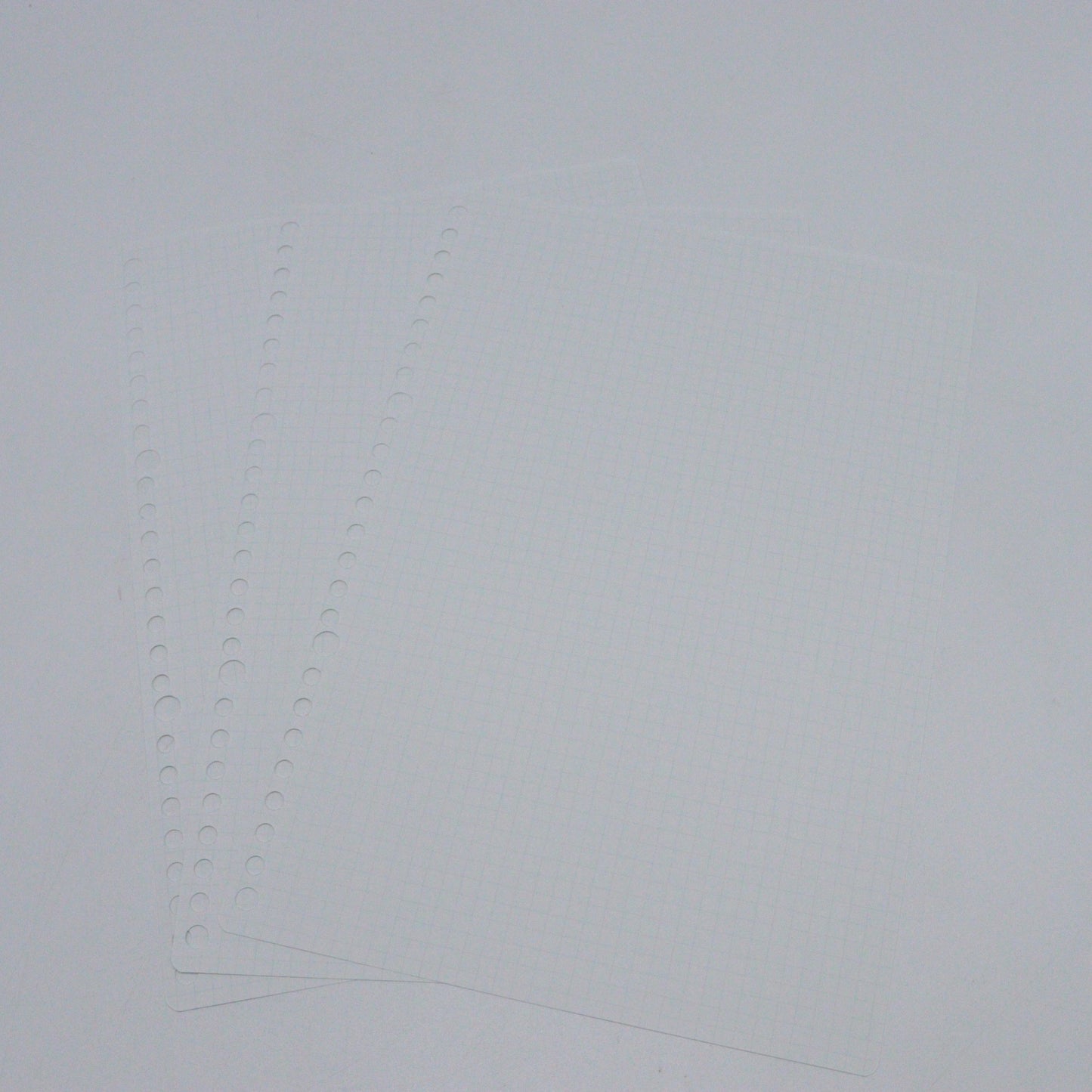 Maruman - B5 Grid Loose Leaf - 5mm, 26 Holes, 100 Sheets. - Buchan's Kerrisdale Stationery