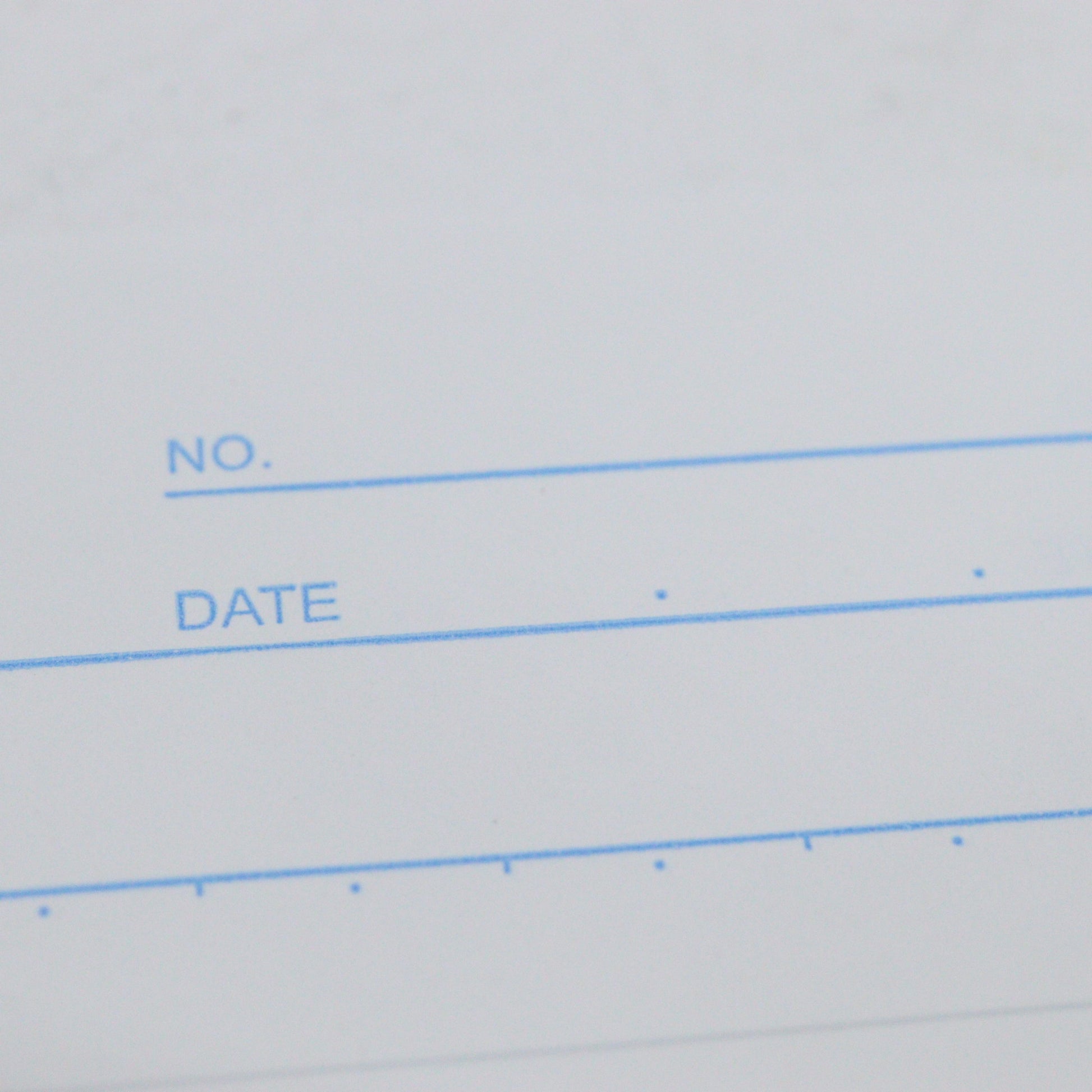 Maruman - A5 Ruled Loose Leaf - 7mm, 20 Holes, 100 Sheets. - Buchan's Kerrisdale Stationery