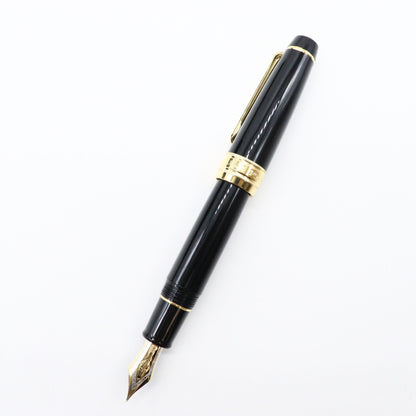 SAILOR PEN - 21K Gold - Pro Gear King of Pen Fountain Pen - Black and Gold - Buchan's Kerrisdale Stationery