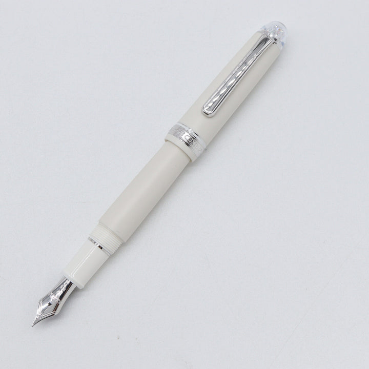 PLATINUM - #3776 Century Fountain Pen - Limited Edition - Shape of Heart "Ivoire" - Buchan's Kerrisdale Stationery