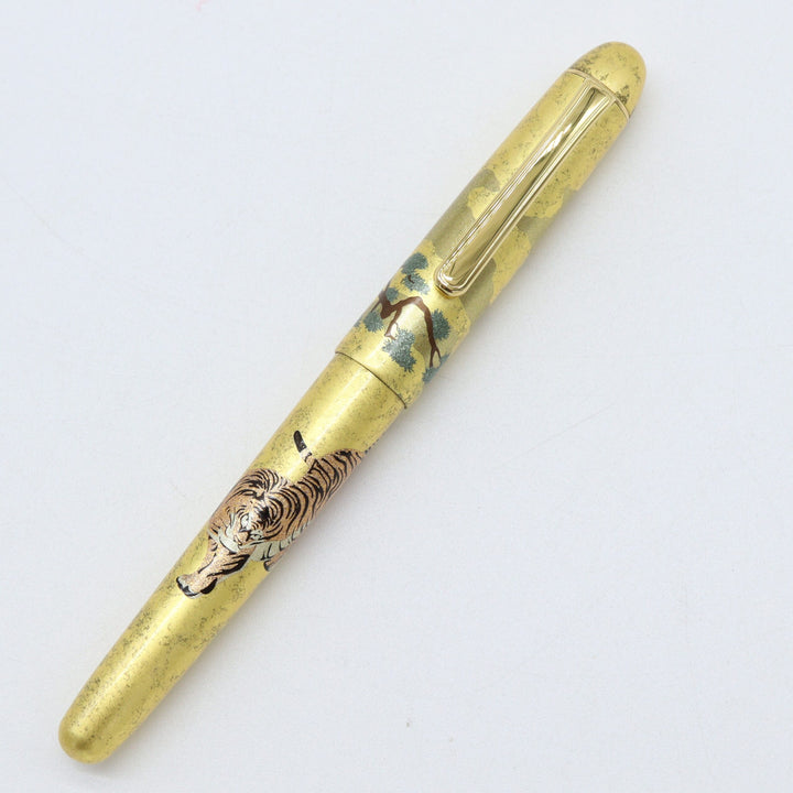 PLATINUM – #3776 Century Fountain Pen – Kanazawa Gold Leaf Collection - Pine Tree and Tiger (Matsu Tora)