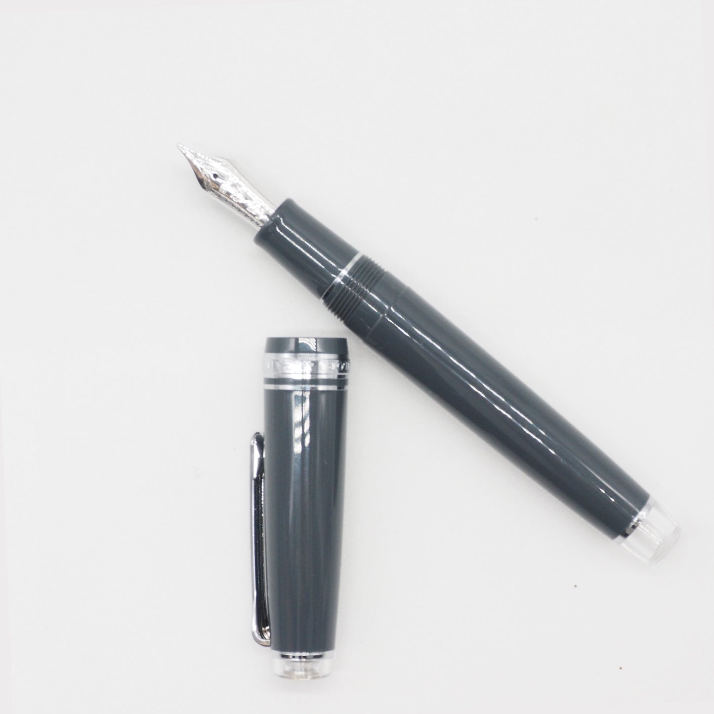 SAILOR PEN - Professional Gear Classic "Graphite Lighthouse" Fountain Pen - Buchan's Kerrisdale Stationery